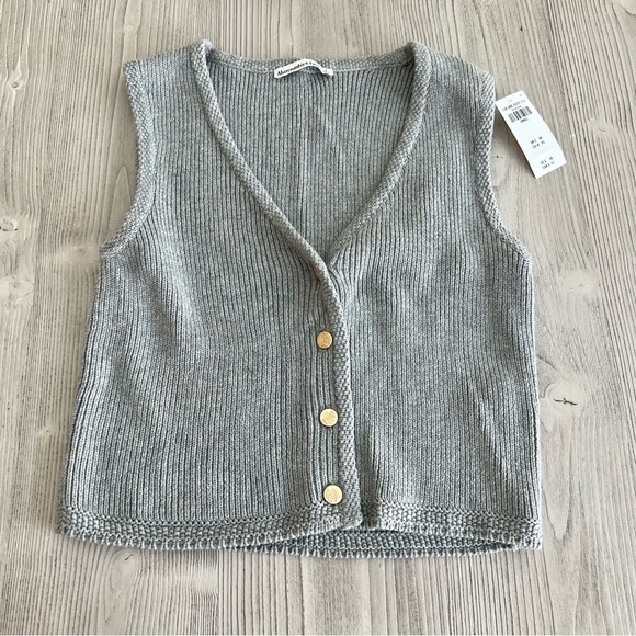 Abercrombie & Fitch Sweaters - Abercrombie & Fitch Gray Knit Vest